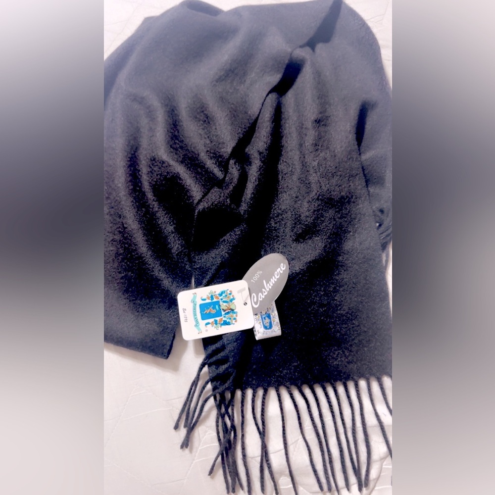 PORTOLANO Fringed Cashmere Scarf From Sarah Length 72” approximately Unisex. NWT - Picture 9 of 9